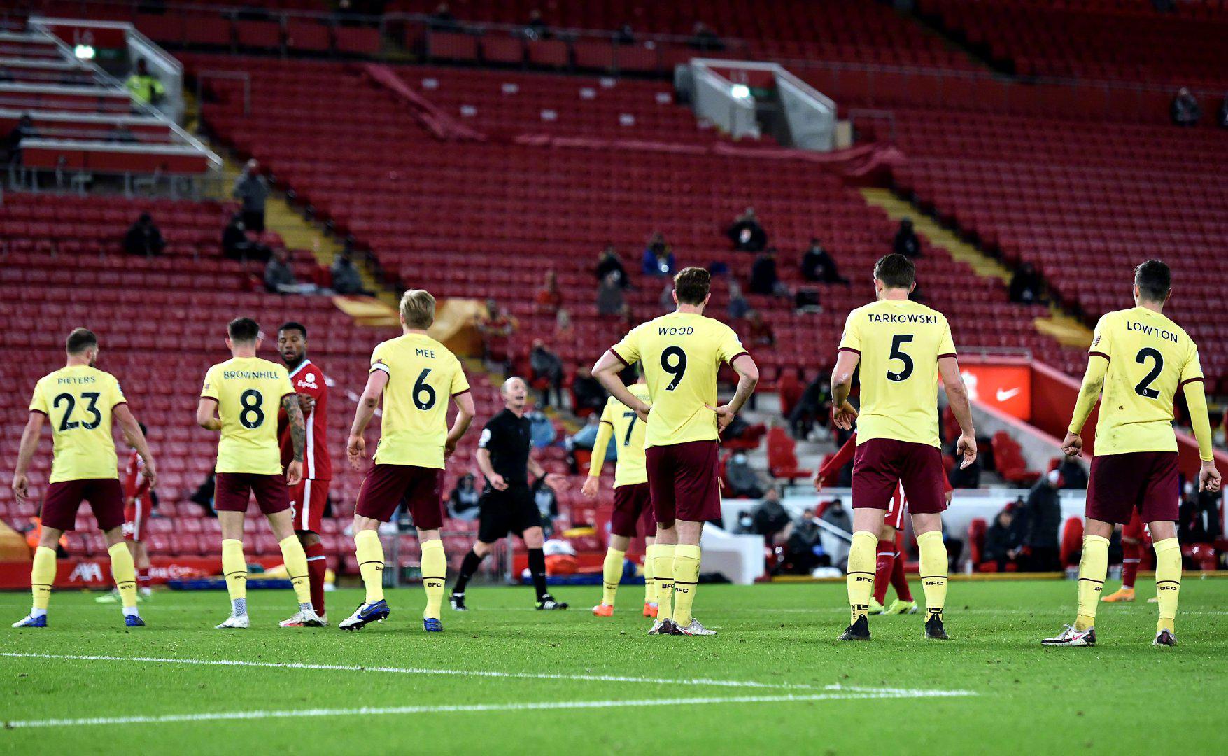 可以实现类 可以实现类