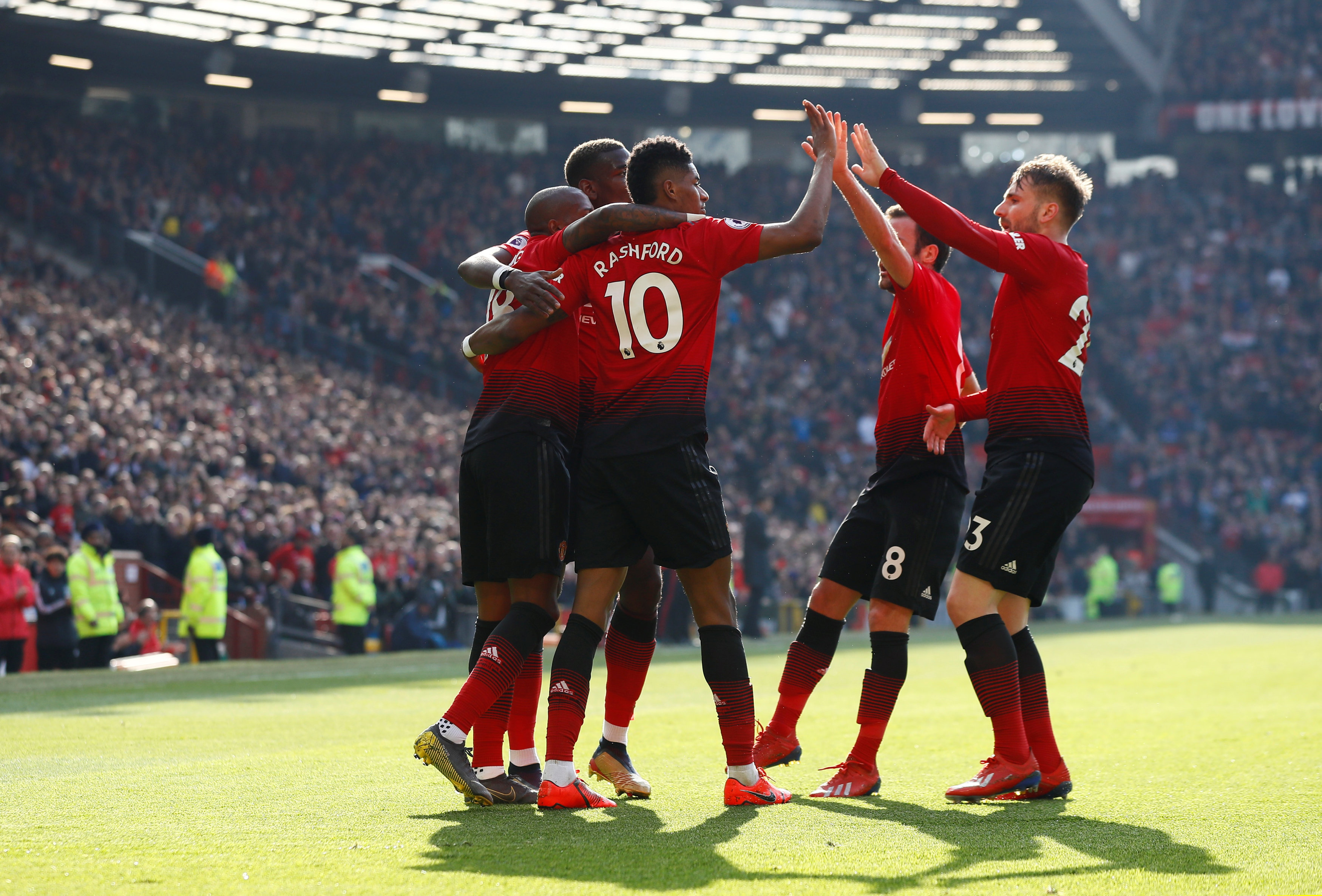 绿茵共起舞 绿茵共起舞